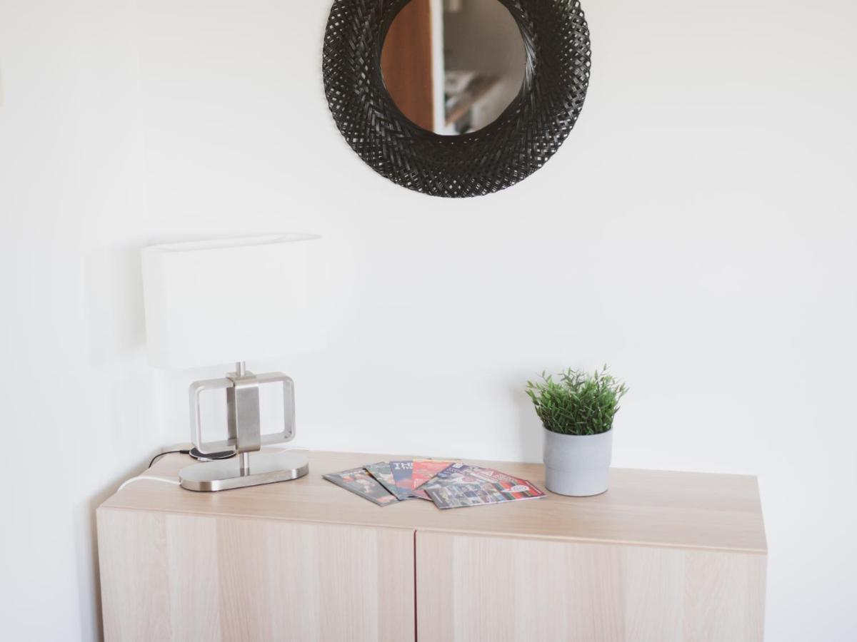 Pass The Keys Lovely 2-Bed Flat Glasgow Harbour Free Parking Eksteriør billede