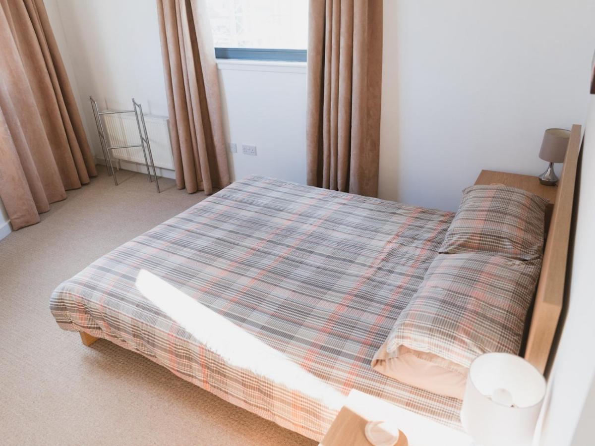 Pass The Keys Lovely 2-Bed Flat Glasgow Harbour Free Parking Eksteriør billede